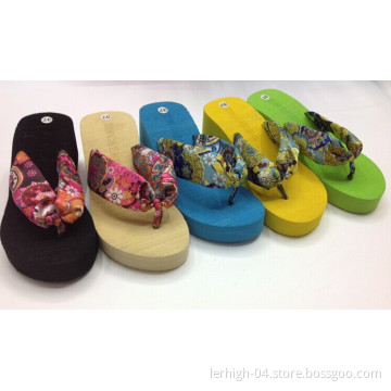 2014 Top Fashion Women Slippers (LH-181)